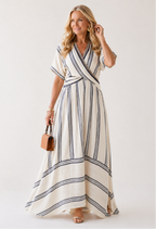 Thalassa | Vestido Midi Envoltório de Manga Curta com Decote em V